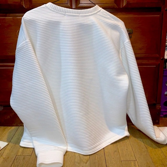 V-Neck Ribbed Sweater - Picture 3 of 5